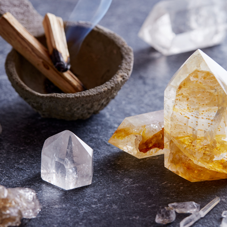 Aromatherapy tools and crystals