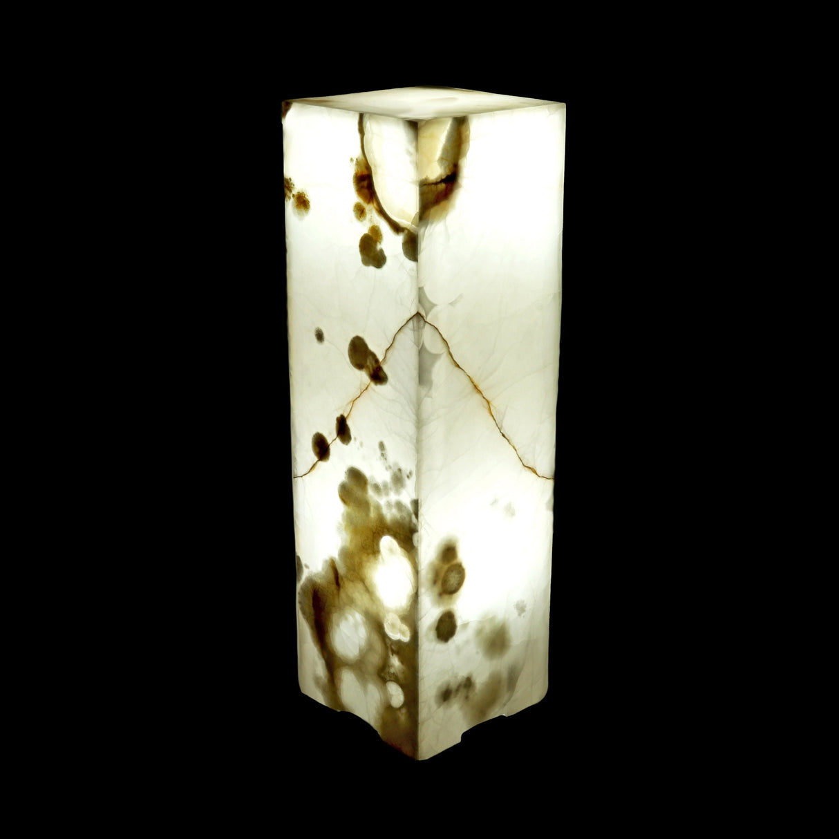 Onyx Pearlescent Pedestal Luminary