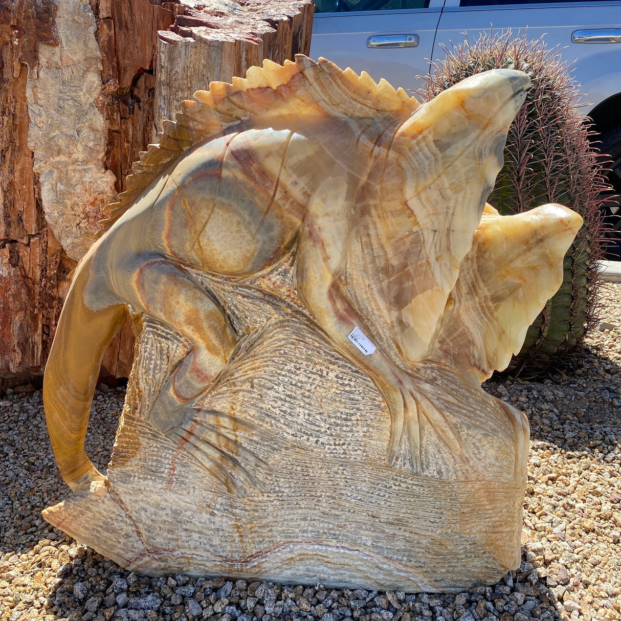 Talan Onyx Travertine Duo Iguana Sculpture - Flat with Tail off Boulder