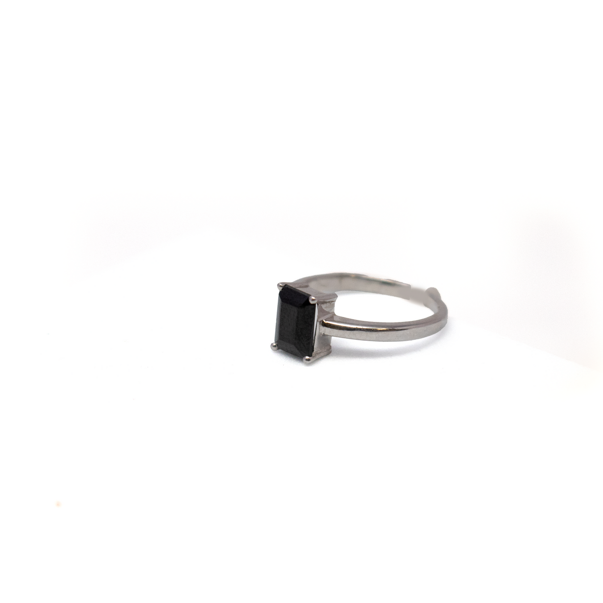 Black Spinel Ring - Emerald Cut Faceted Rectangle - Prong Set On Simple Silver Vert Band Sz5