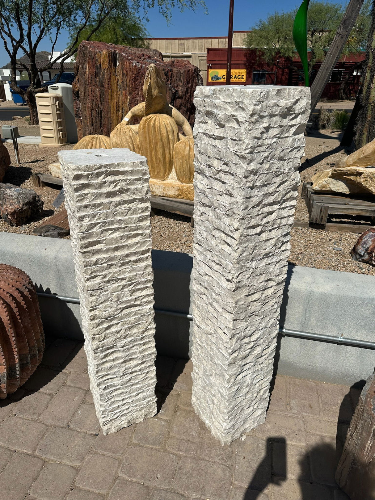 Beige Travertine Column Pair Fountain - Chiseled Texture With Flat Top