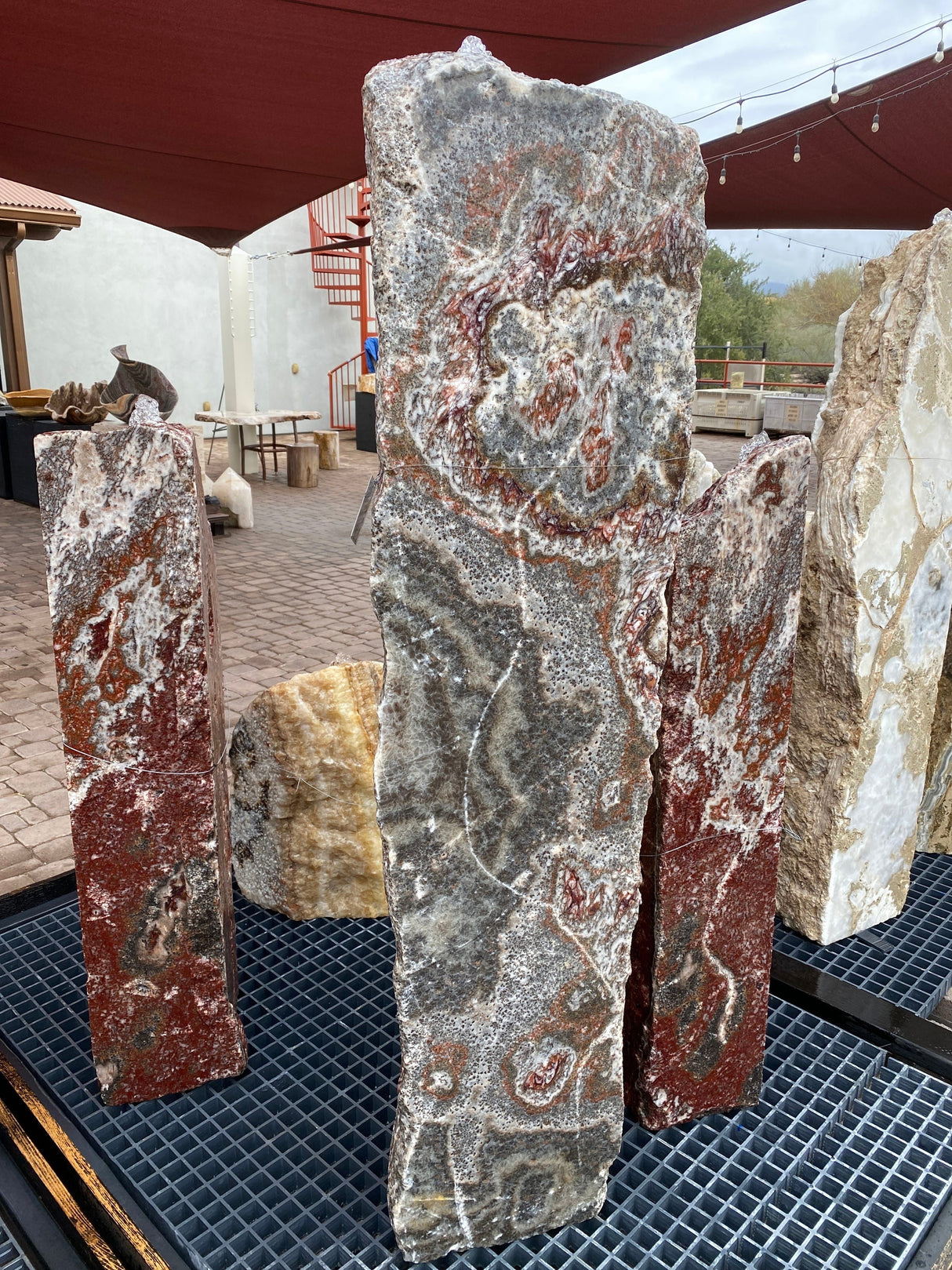 Red Black Zebra Pillar Fountain