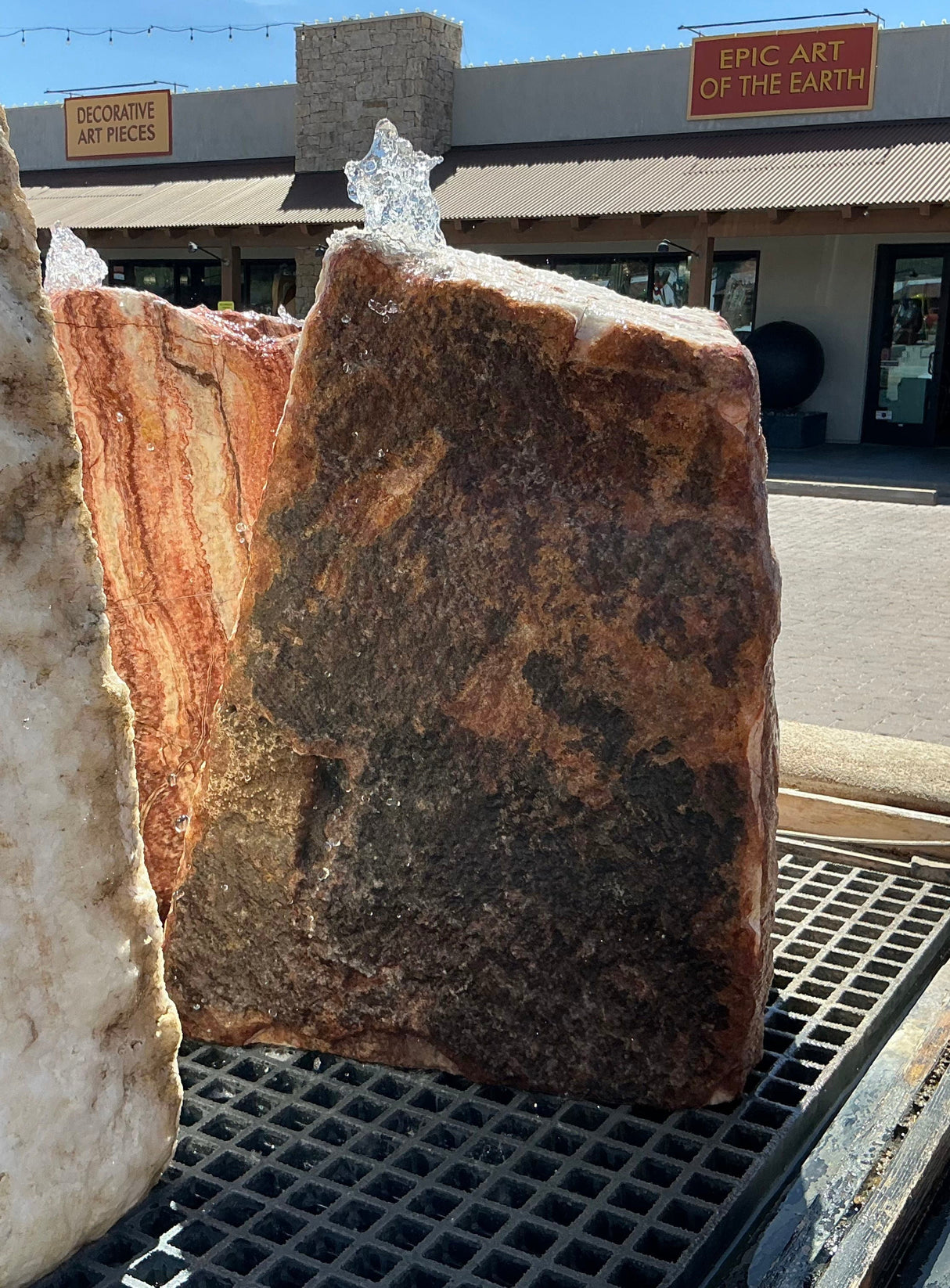 Rosa Cherry Blossom Onyx Fountain - 1 Side Cut