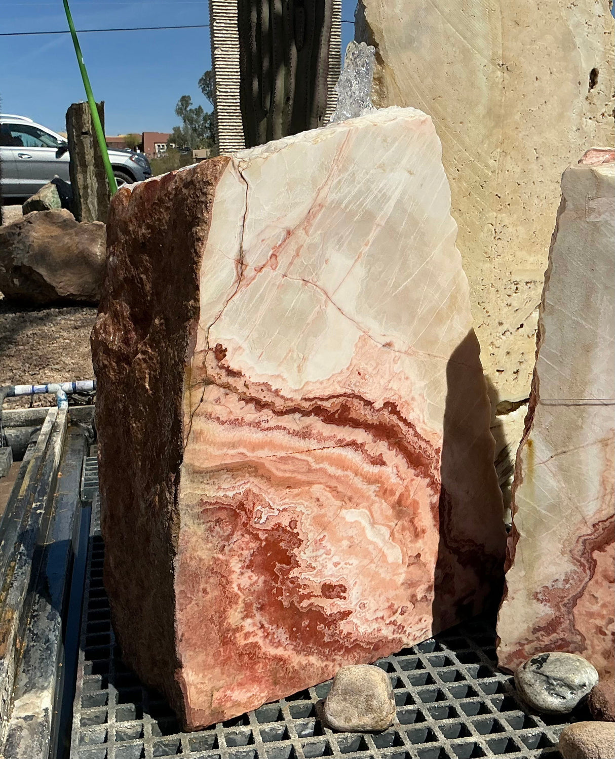 View of Rosa Cherry Blossom Onyx Fountain - 1 Side Cut