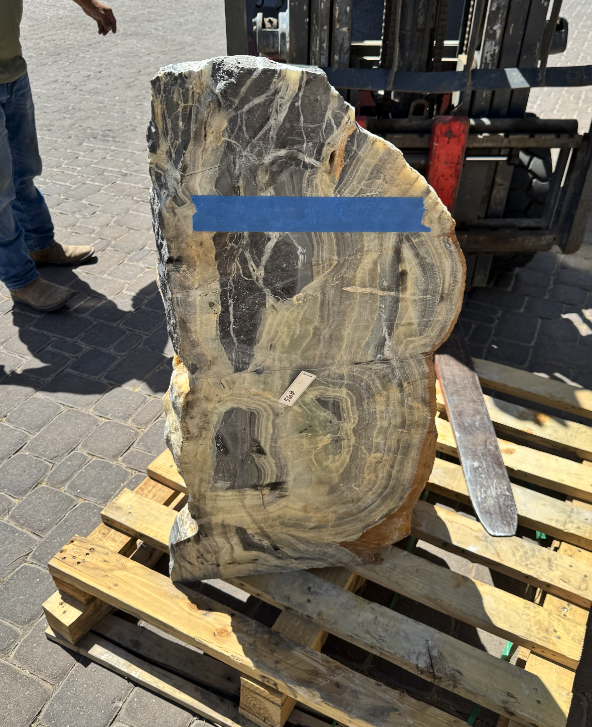 View of Green Talan Onyx Fountain ***NO Basin - Gray Banding & 1 Cut Side