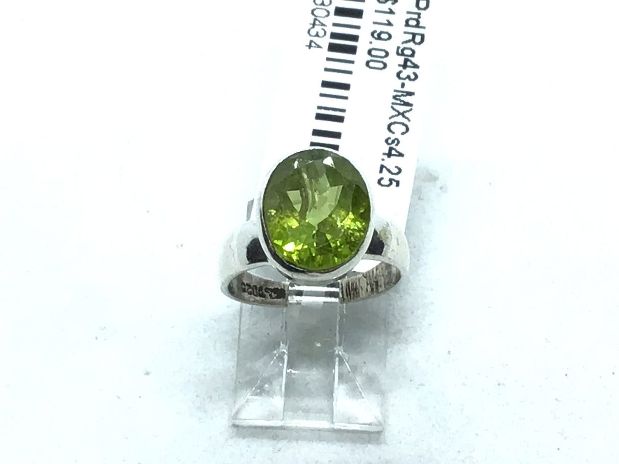 Peridot Ring - Simple Bezel Set Faceted Oval Sz 4.25
