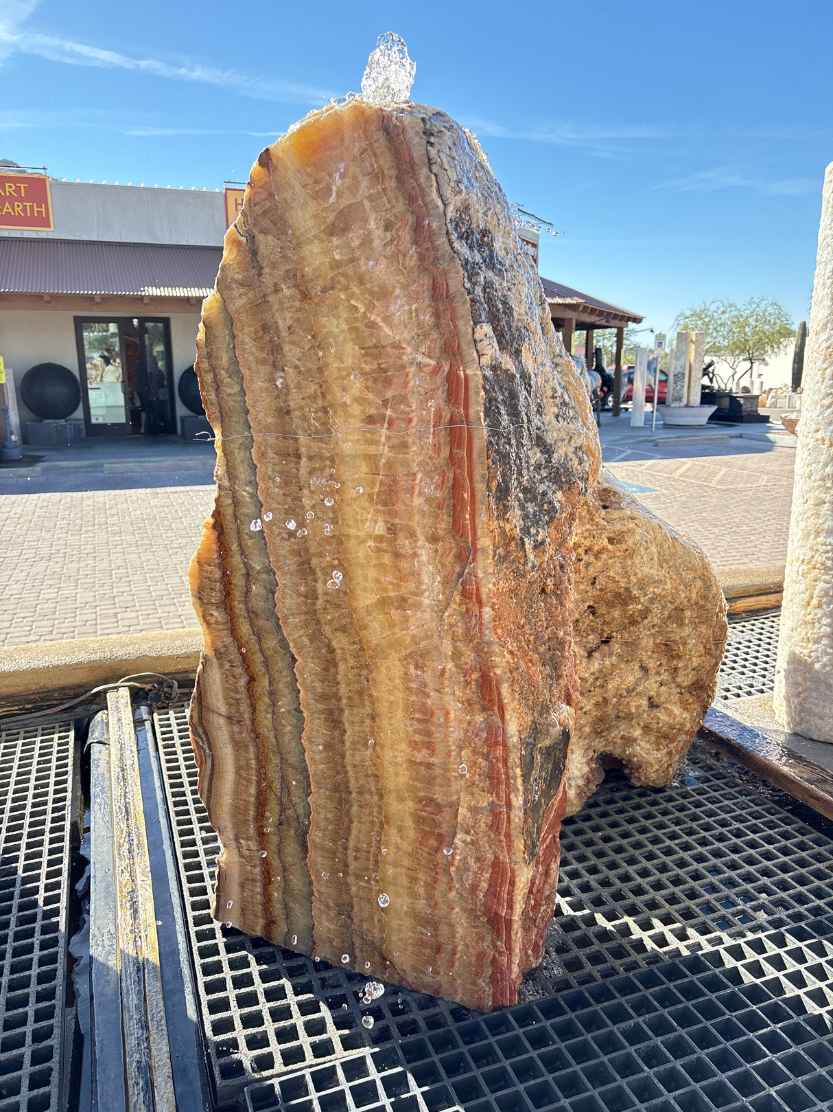 Aqua Onyx Fountain - Boulder With 1 Cut