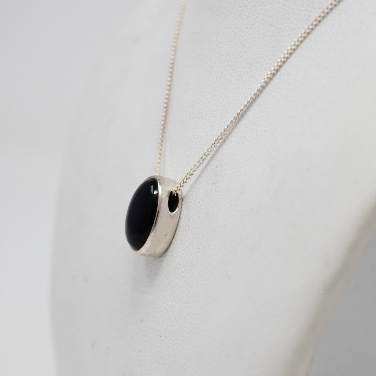 Black Onyx Necklace - Dainty Oval Cabochon With Simple Silver Bezel On Box Chain