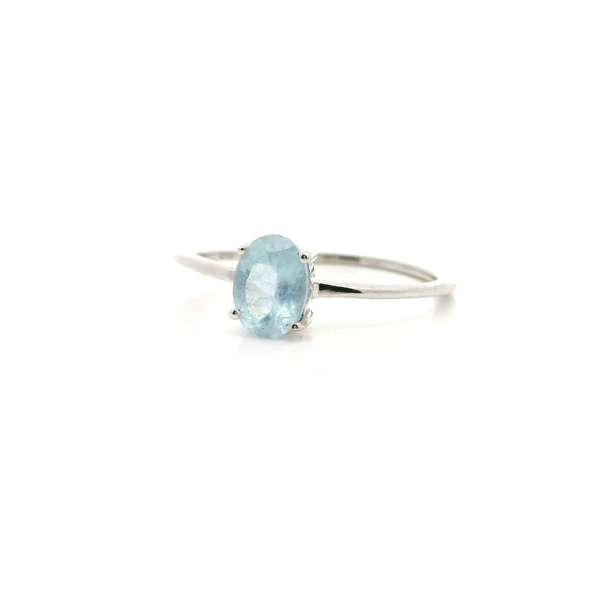 Aquamarine Ring - Faceted Oval Prong Set in Simple 925 Sterling Silver sz9