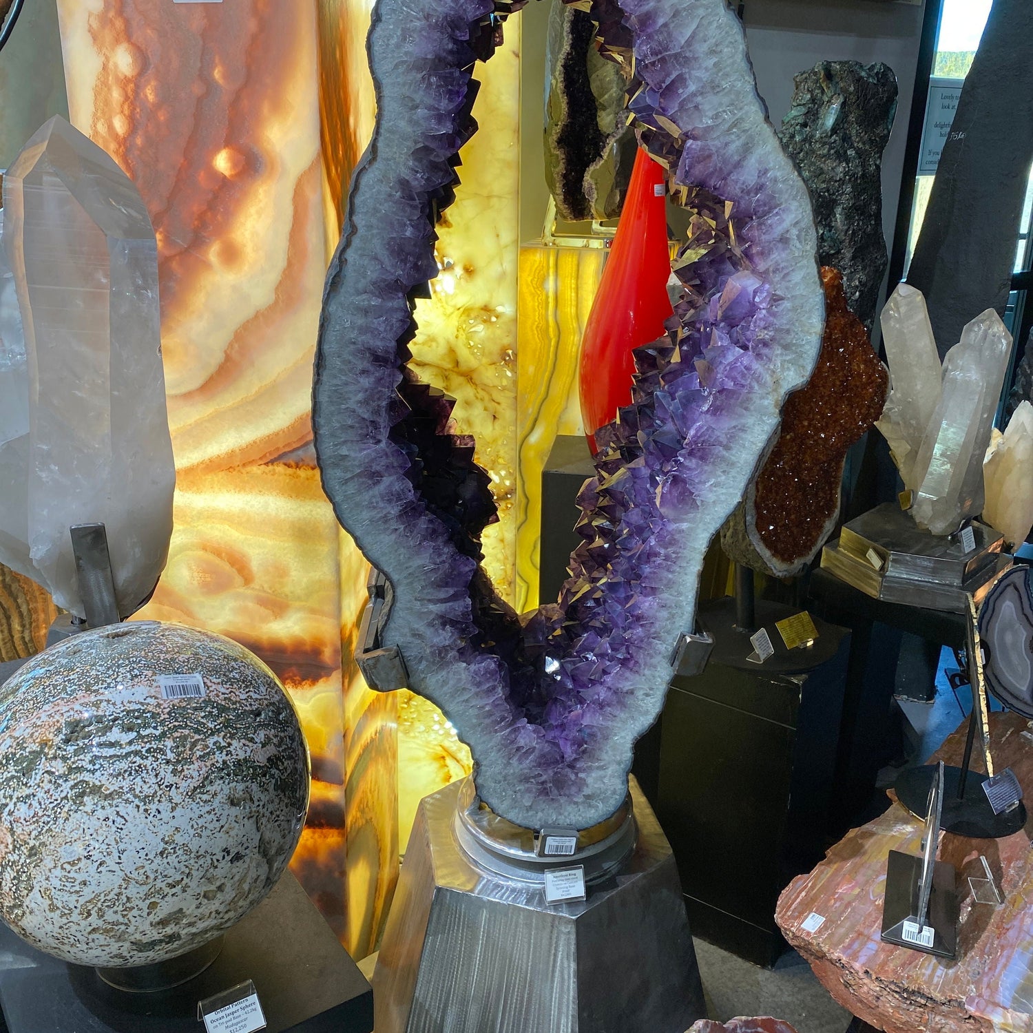 Amethyst Geode Wide Ring On Hexagonal Rotating Base
