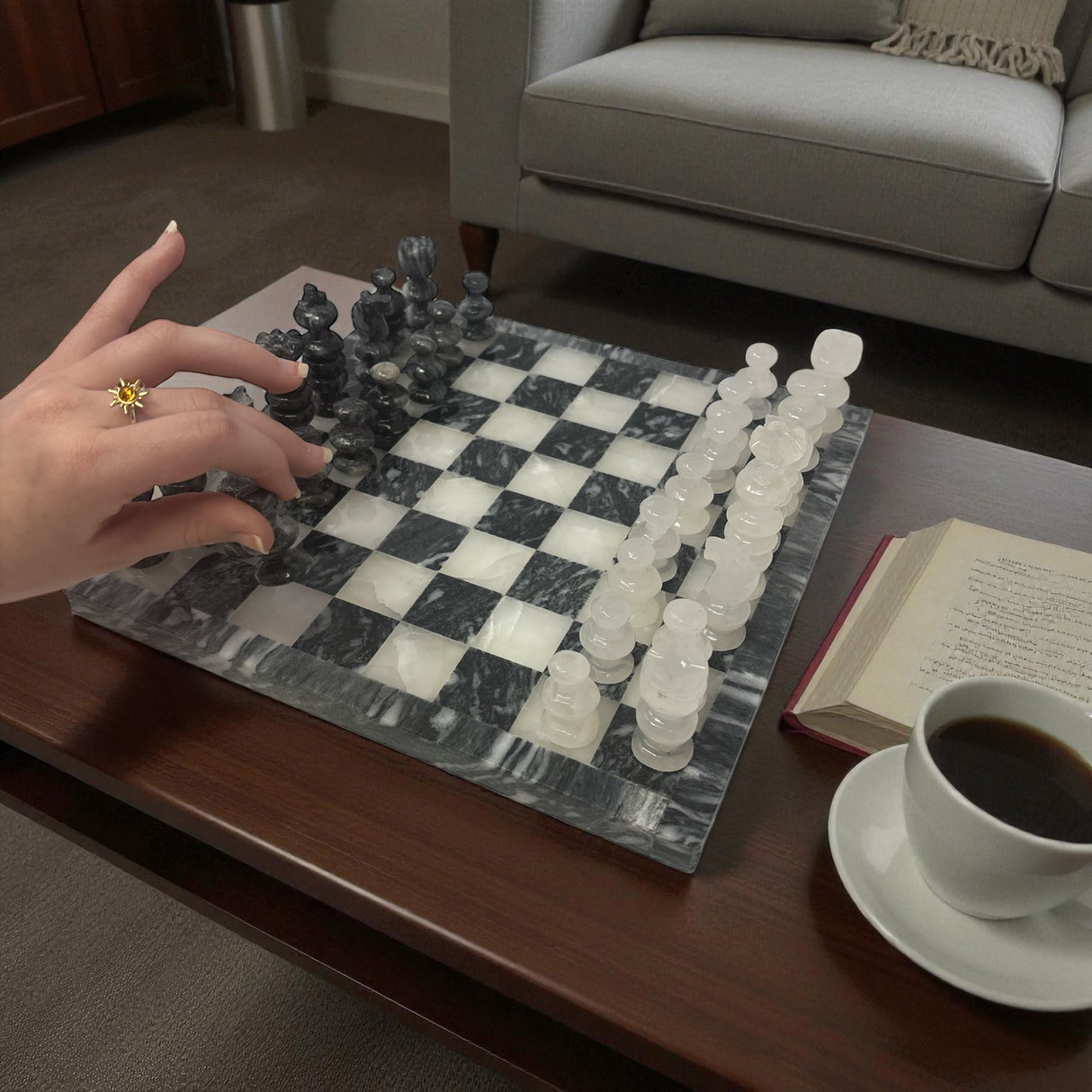 Onyx Chess Set - Gray & White with Gray Boarder (Medium)