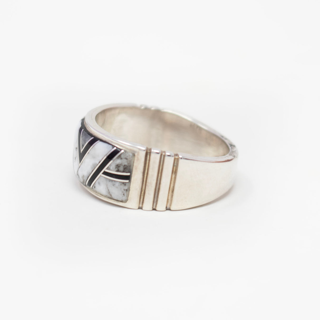 Howlite (White Buffalo) Inlay Ring With Black Onyx Inlay In Triangular Patterns & 925 Sterling Silver Channeling On Stamped Band Size 10