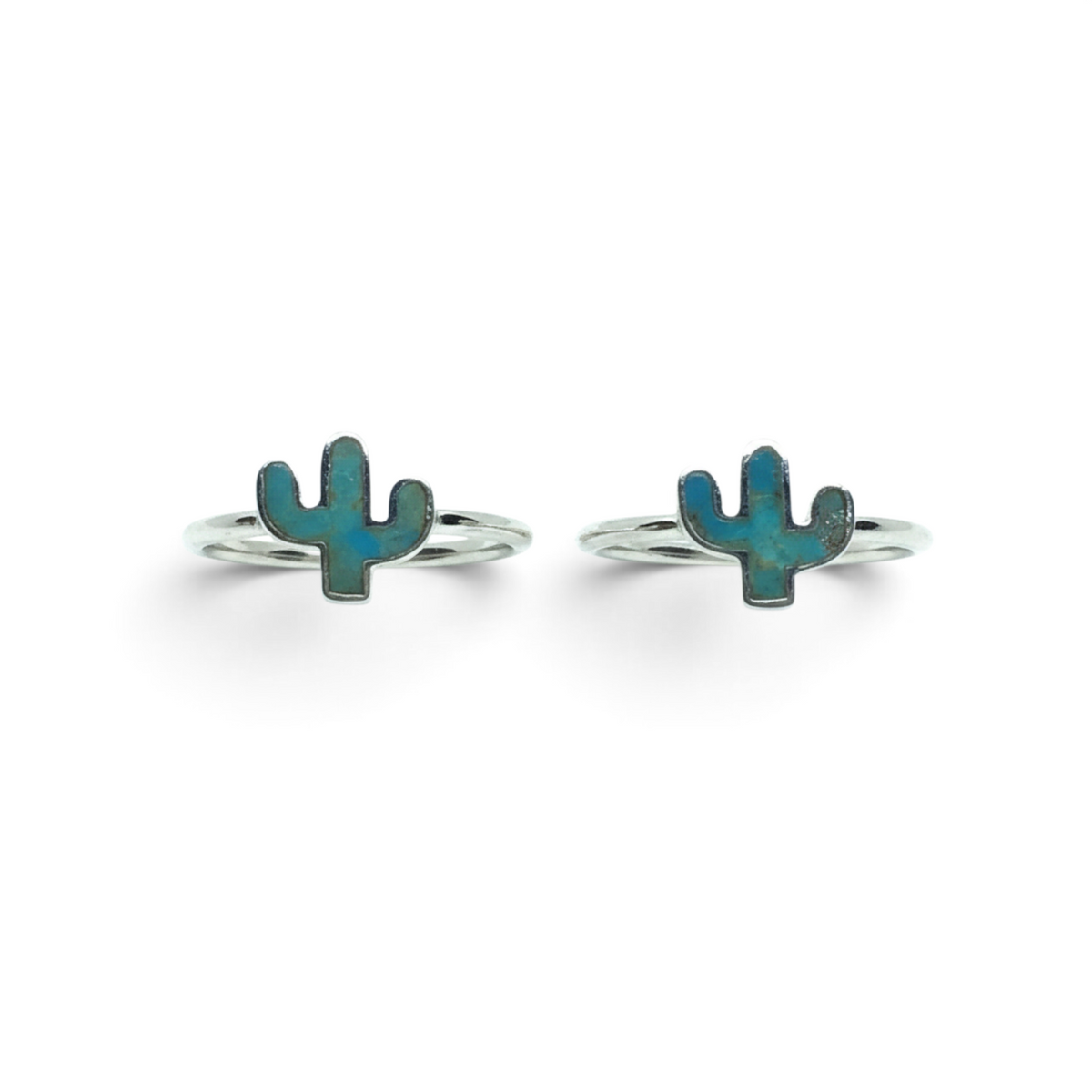 Rare Earth Gallery turquoise cactus ring in 925 sterling silver with a simple bezel setting