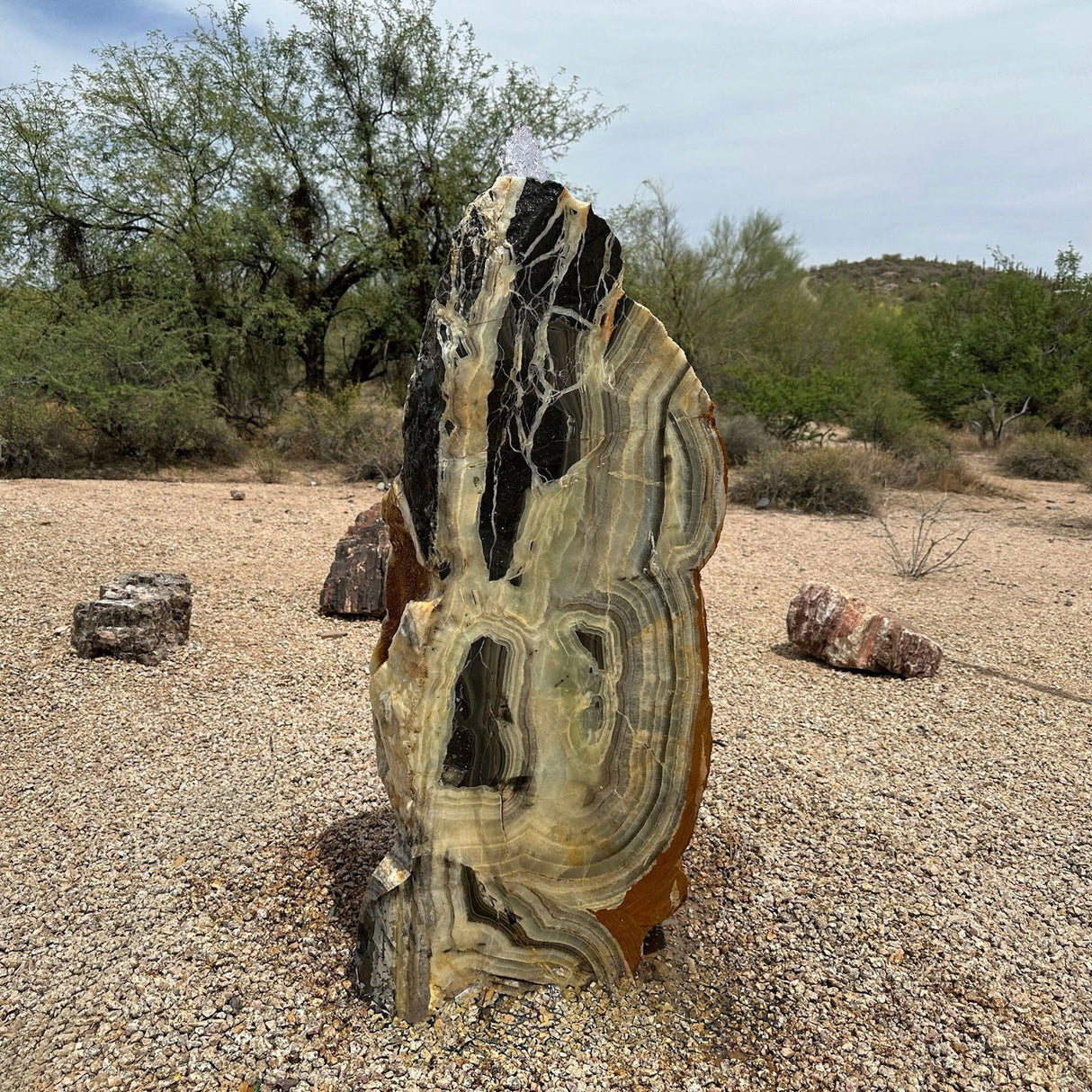 Green Talan Onyx Fountain - Single Cut Side With Black Pattern
