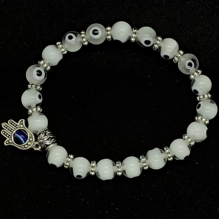 Bracelet en perles œil de Fatima blanc avec breloque Hamsa