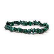 Malachite green stone chip stretch bracelet in an oval layout.
