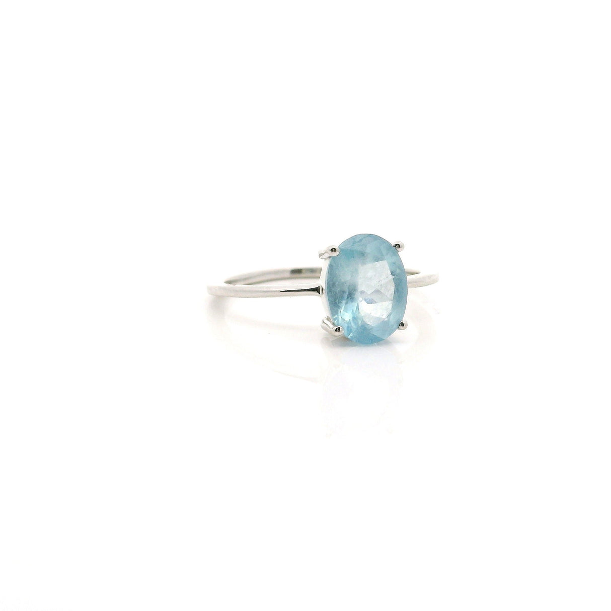 Aquamarine Ring - Faceted Oval Prong Set in Simple 925 Sterling Silver sz6