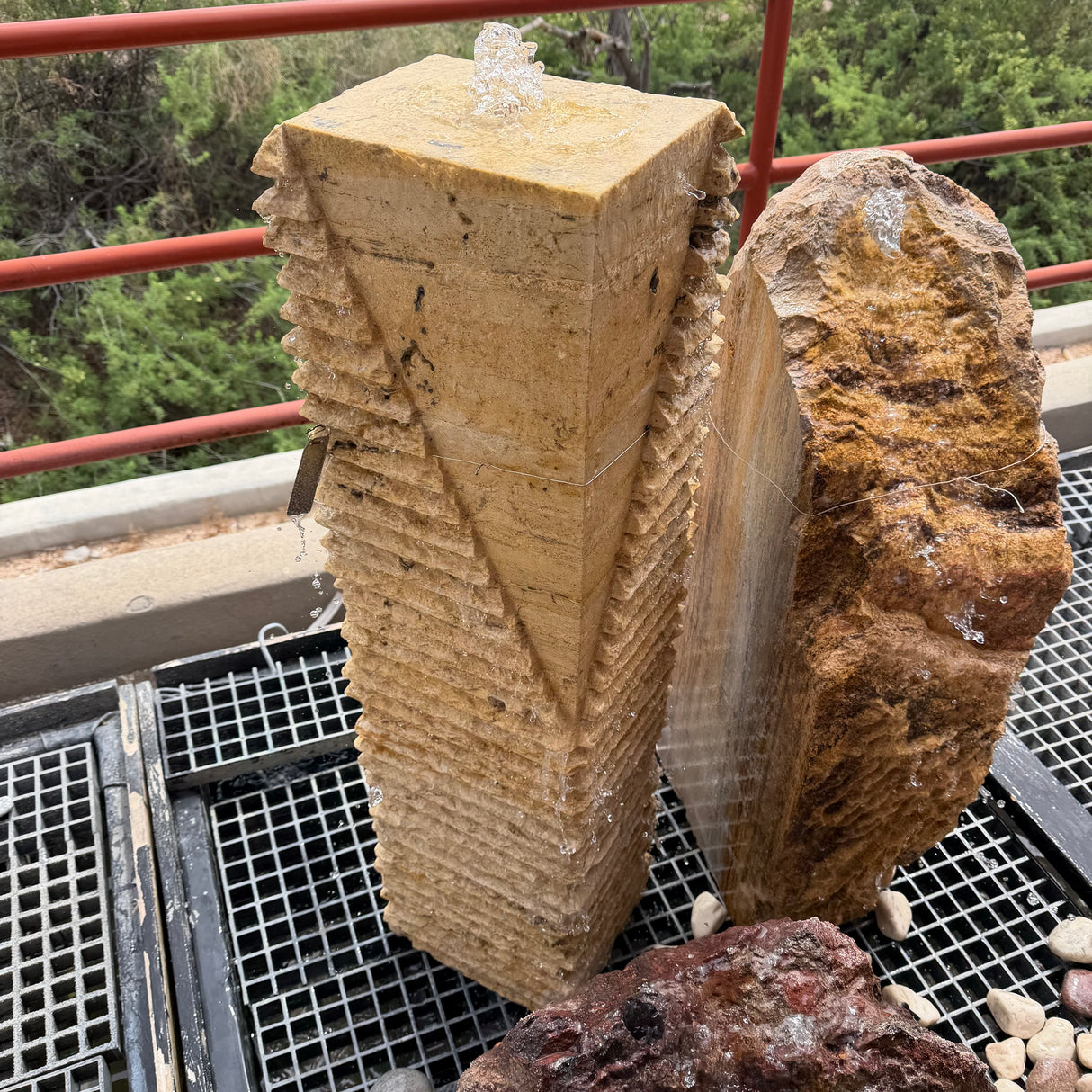 Light Travertine Chiseled Column Fountain with Corner Polish