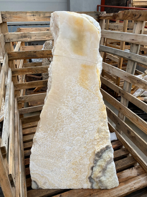 View of Nube Onyx Fountain - Cut Flat