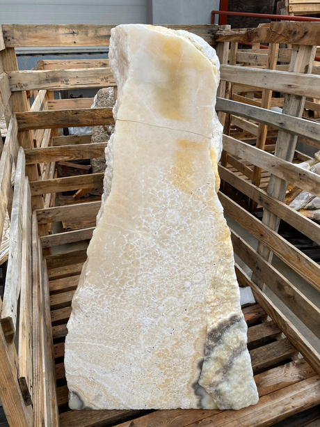 View of Nube Onyx Fountain - Cut Flat
