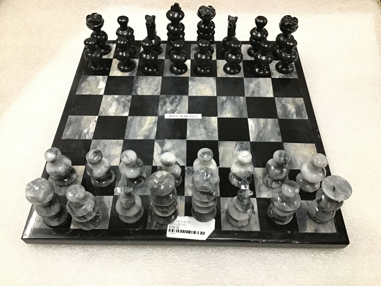 View of Onyx Chess Set - Gray & Black (Medium)