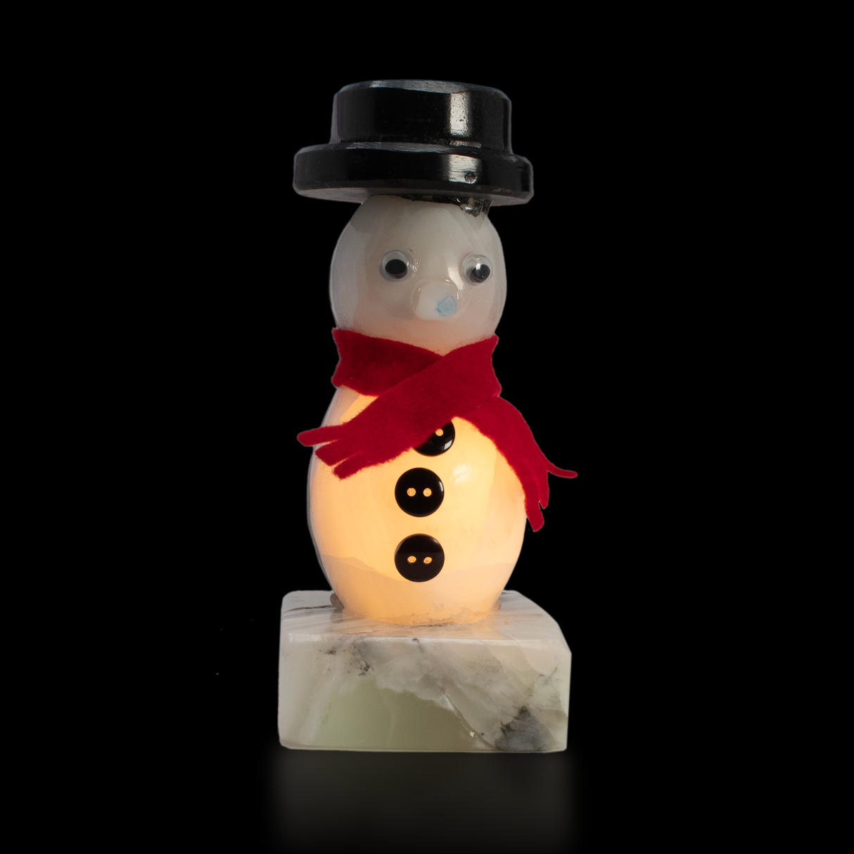 View of Onyx Snowman Lamp with Black Top Hat