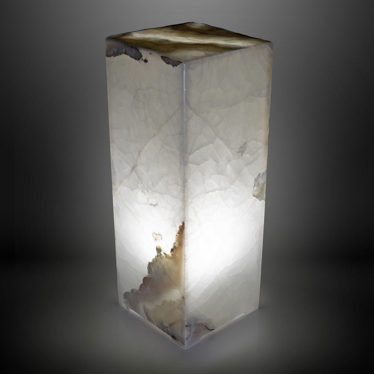 Pearlescent Onyx Pedestal Luminary