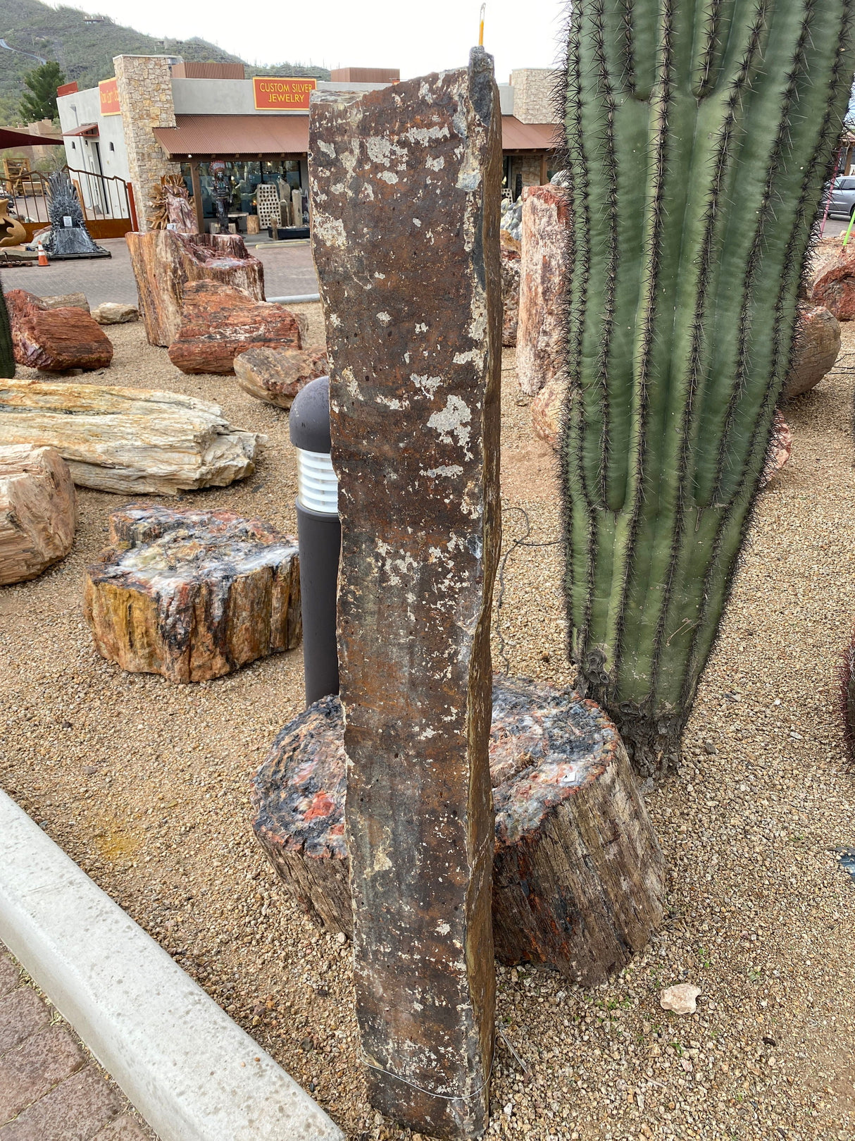 Gold Creek Basalt Column 5' Fountain