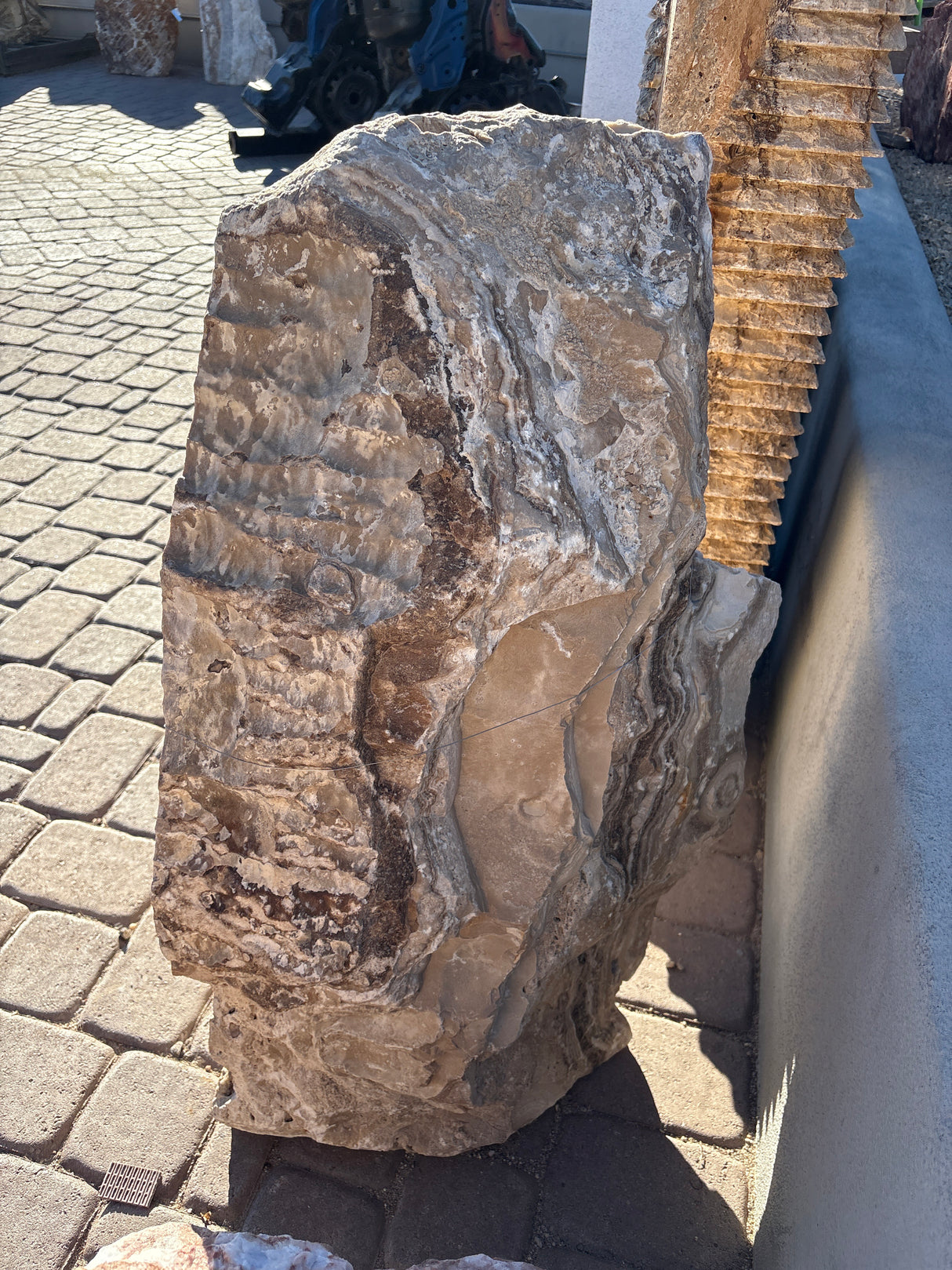 Chocolate Onyx Boulder Fountain ***NO Basin - Single Cut Side