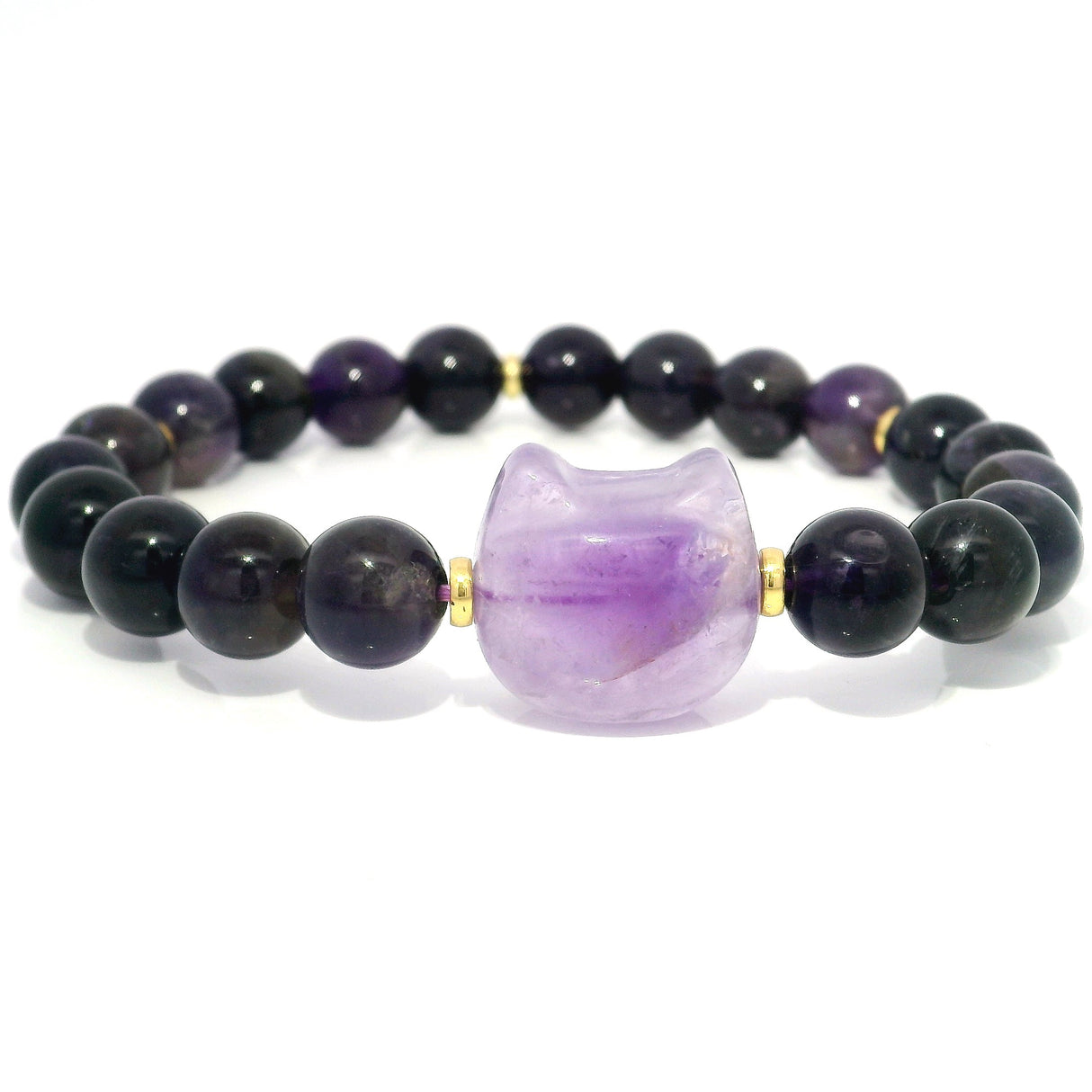 Bracelet perlé avec tête de chat sculptée et perles rondes de 8 mm avec entretoises dorées