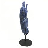 Grappe de cristaux de cyanite bleue de qualité A sur support métallique ajusté