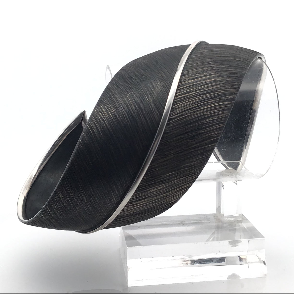 Oxidized 925 Sterling Silver Leaf Inspired Wrap Arm Cuff