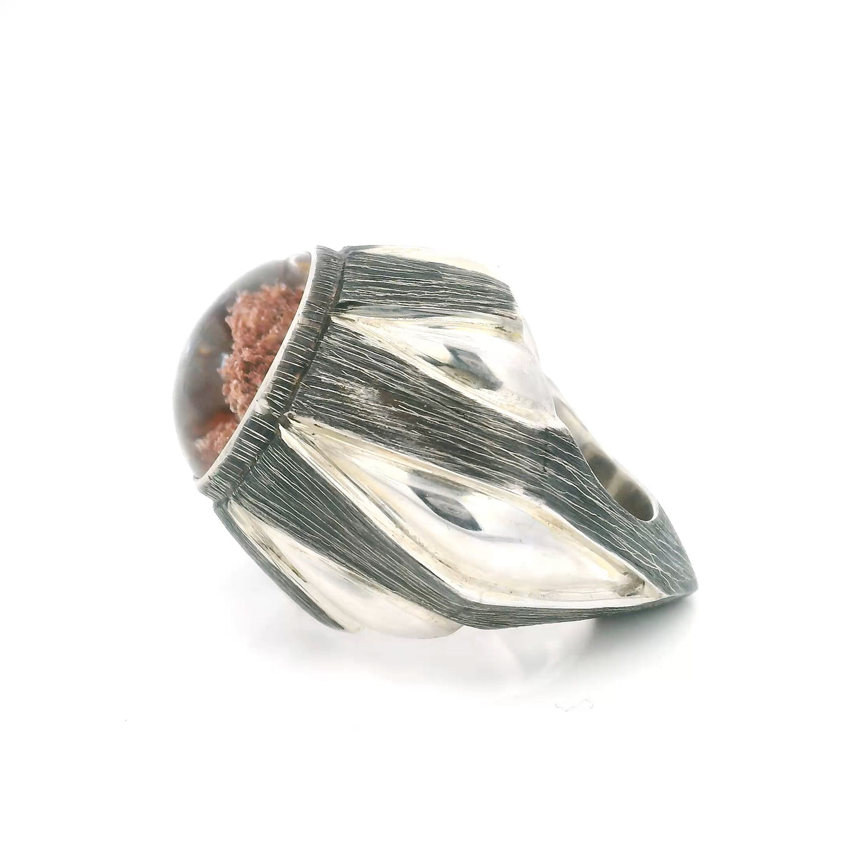 Lodolite Round Cabochon Bezel Set in Oxidized 925 Sterling Silver Rainbow Design Band with Point