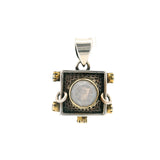 Pendentif Pierre de Lune Arc-en-ciel - Rond Facetté dans un Carré Oxydé avec Zirconiums & Vermeil Or