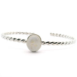 Bracelet manchette en pierre de lune arc-en-ciel - Cabochon ovale serti clos sur un jonc torsadé en argent sterling 925