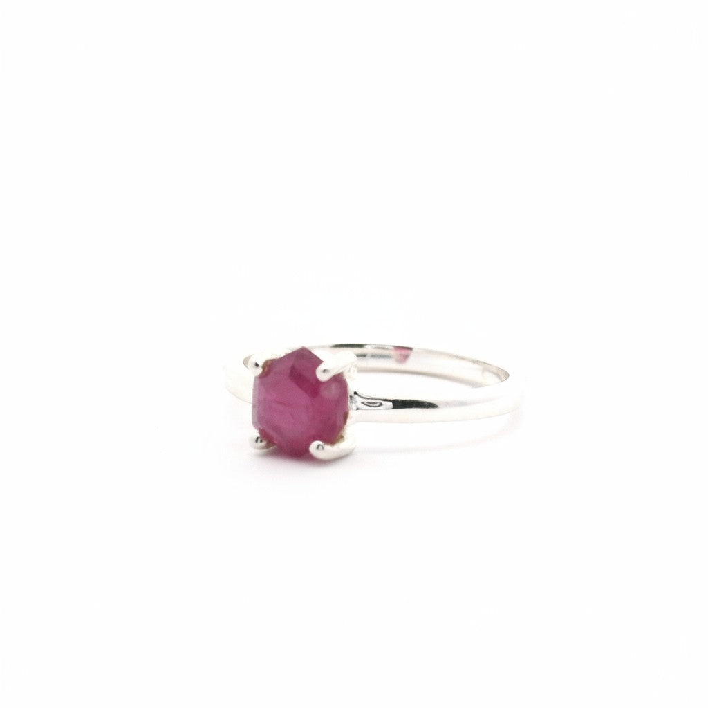 Rare Earth Gallery faceted ruby stalactite ring in a silver prong setting, size 7.