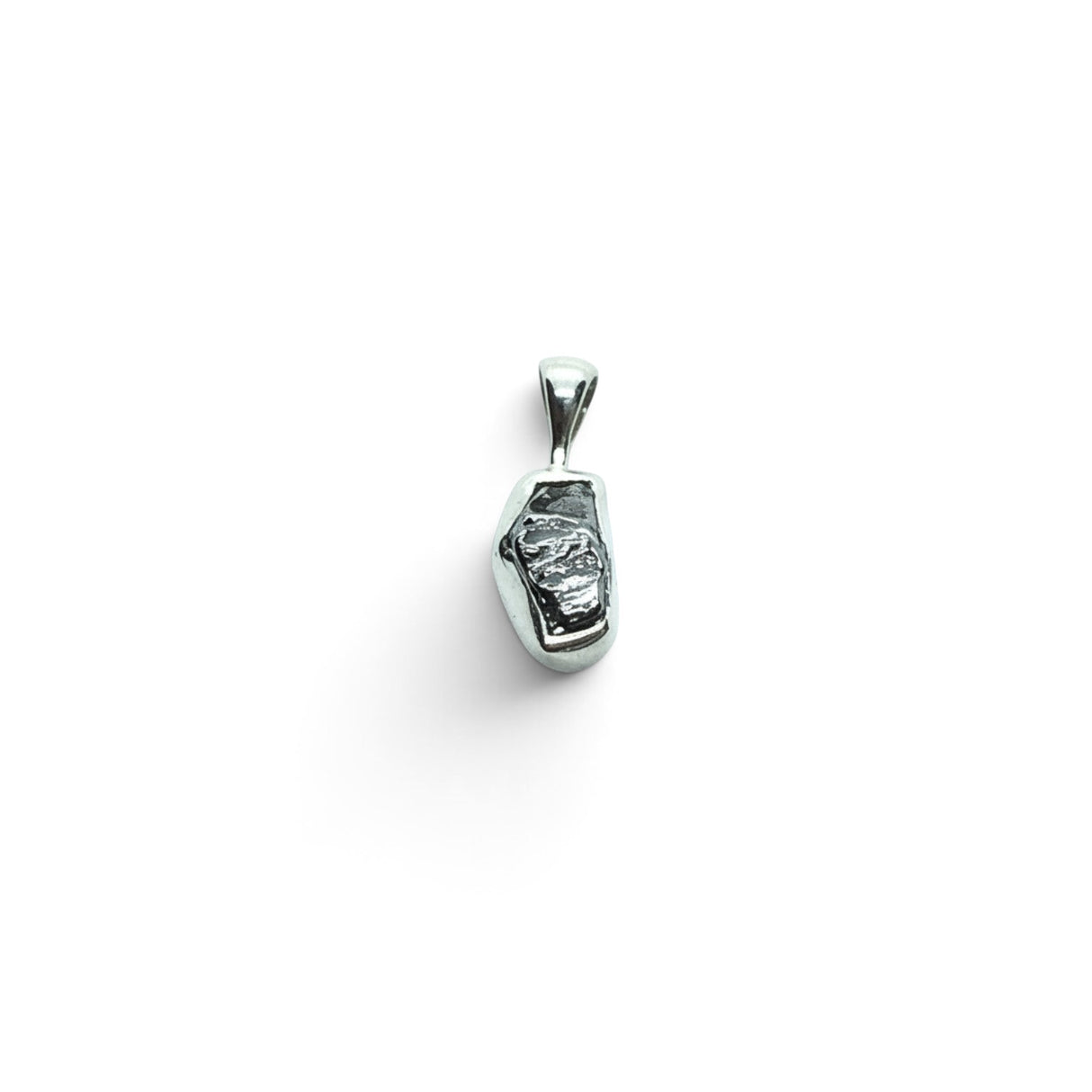 Rare Earth Gallery Campo De Cielo meteorite pendant featuring an organic nugget shape in a 925 sterling silver bezel