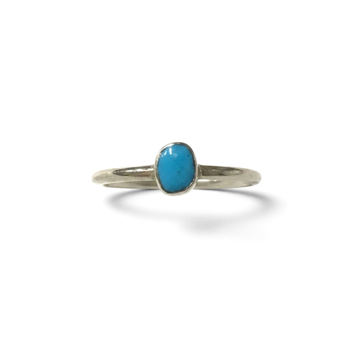 Rare Earth Gallery polished turquoise mini dot ring in sterling silver, size 5